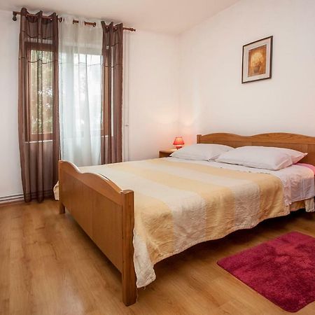 Apartment Regina โรวีน ภายนอก รูปภาพ