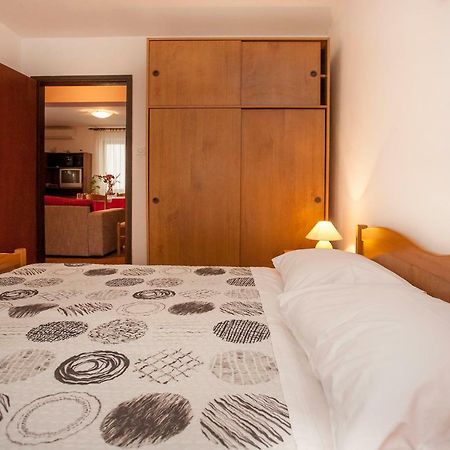 Apartment Regina โรวีน ภายนอก รูปภาพ
