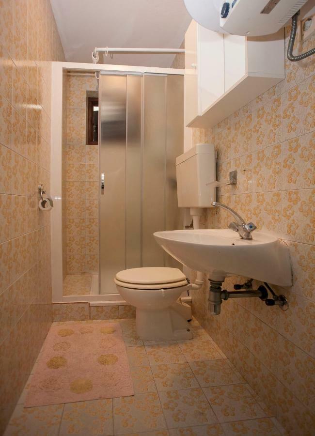 Apartment Regina โรวีน ภายนอก รูปภาพ