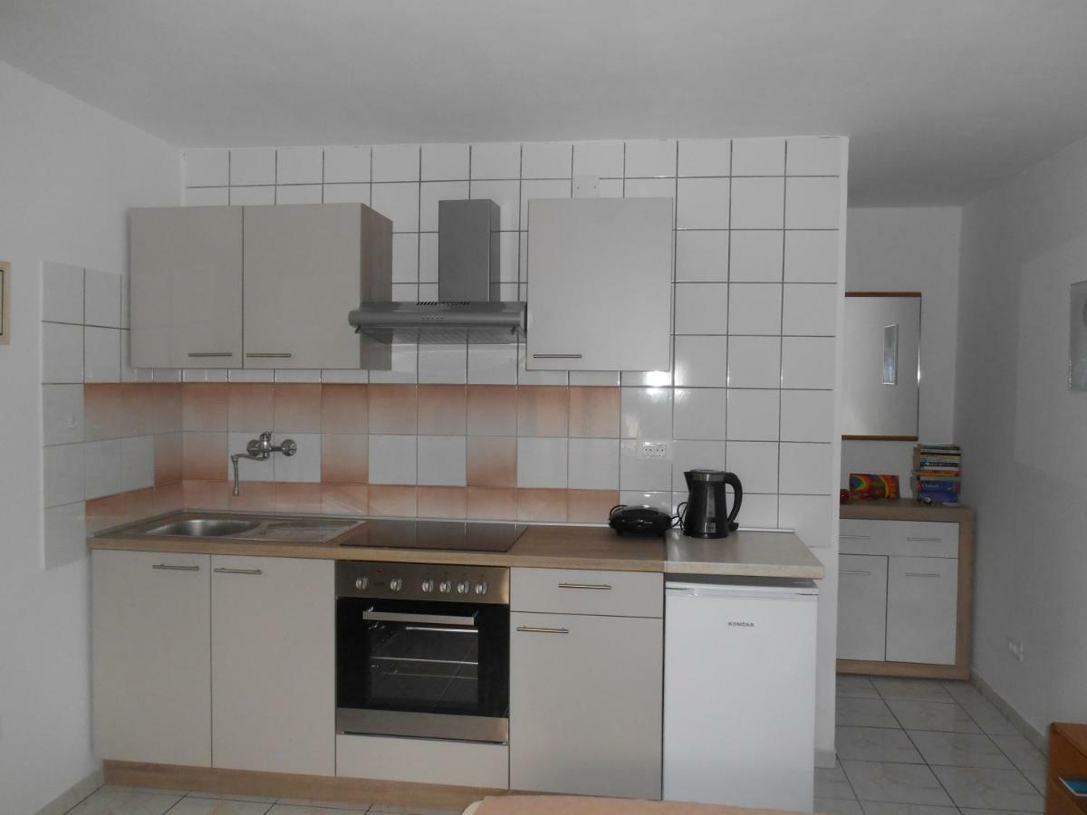 Apartment Regina โรวีน ภายนอก รูปภาพ